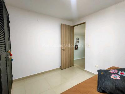 Apartamento de 2 alcobas en venta en Conquistadores, Medellín, 140 m² · foto 19 de 20