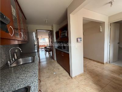 Apartamento de 3 alcobas en venta en Conquistadores, Medellín, 127 m² · foto 5 de 14