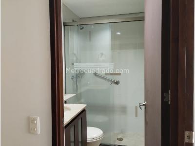Apartamento de 3 alcobas en venta en Conquistadores, Medellín, 88 m² · foto 11 de 13