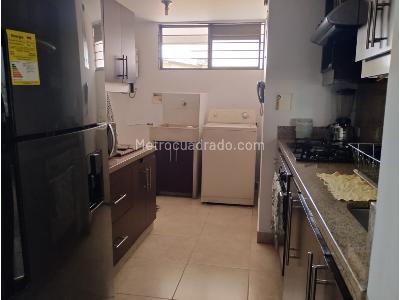 Apartamento de 3 alcobas en venta en Conquistadores, Medellín, 88 m² · foto 4 de 13