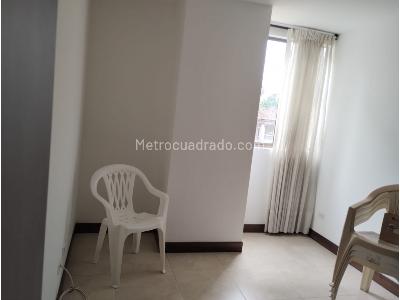 Apartamento de 3 alcobas en venta en Conquistadores, Medellín, 88 m² · foto 9 de 13
