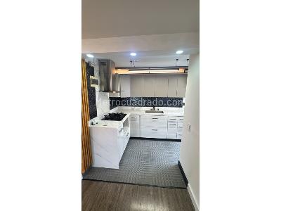 Apartamento en venta en Loma De Los Bernal, Medellín · foto 7 de 17