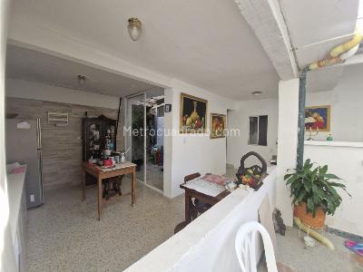 Casa de 5 alcobas en venta en San German, Medellín, 197 m² · foto 16 de 20