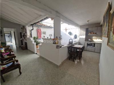 Casa de 5 alcobas en venta en San German, Medellín, 197 m² · foto 17 de 20