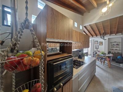 Apartamento en venta en Simon Bolivar, Medellín · foto 3 de 20
