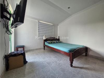 Casa de 5 alcobas en venta en Robledo Parque, Medellín, 86 m² · foto 10 de 20