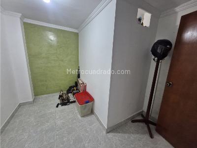 Casa de 5 alcobas en venta en Robledo Parque, Medellín, 86 m² · foto 13 de 20