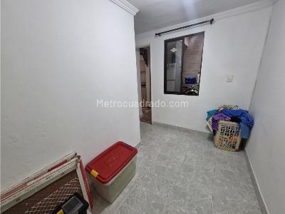 Casa de 5 alcobas en venta en Robledo Parque, Medellín, 86 m² · foto 16 de 20