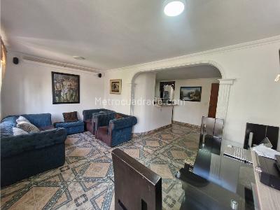 Casa de 5 alcobas en venta en Robledo Parque, Medellín, 86 m² · foto 6 de 20
