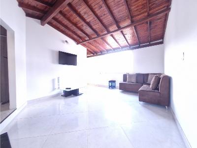 Casa de 5 alcobas en venta en Robledo Parque, Medellín, 86 m² · foto 9 de 20