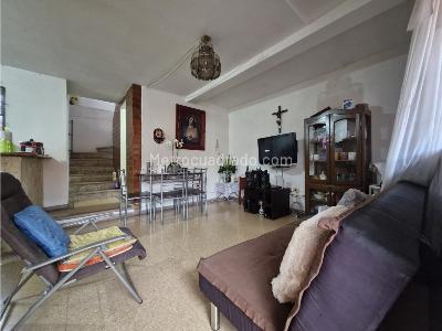 Apartamento de 3 alcobas en venta en Campo Amor, Medellín, 70 m² · foto 3 de 19