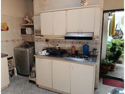 Casa de 5 alcobas en venta en San Javier, Medellín, 293 m² · foto 5 de 19