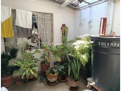 Casa de 5 alcobas en venta en San Javier, Medellín, 293 m² · foto 7 de 19