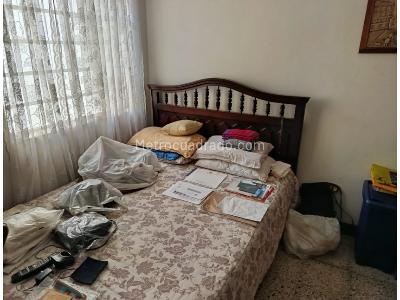 Casa de 5 alcobas en venta en San Javier, Medellín, 293 m² · foto 8 de 19