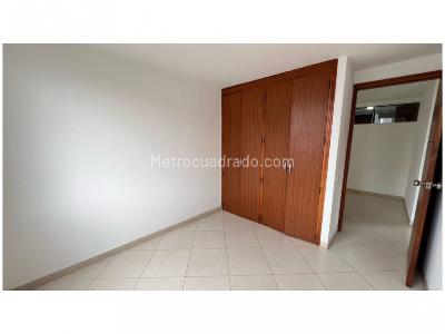Apartamento de 3 alcobas en venta en La Castellana, Medellín, 84 m² · foto 11 de 13