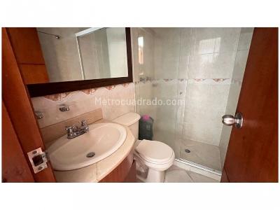Apartamento de 3 alcobas en venta en La Castellana, Medellín, 84 m² · foto 12 de 13