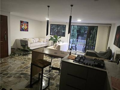 Apartamento de 3 alcobas en venta en Laureles, Medellín, 95 m² · foto 3 de 9