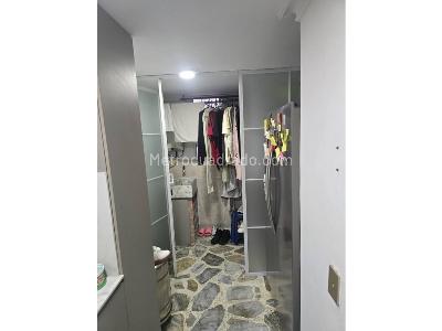 Apartamento de 3 alcobas en venta en Laureles, Medellín, 95 m² · foto 5 de 9