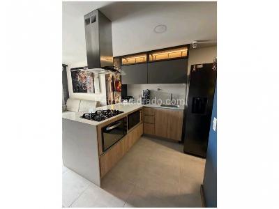 Apartaestudio en venta en Loma De Los Bernal, Medellín, 42 m² · foto 3 de 9