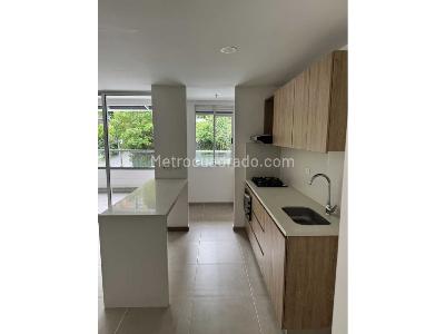 Apartamento en venta en La Cuenca, Envigado · foto 2 de 17