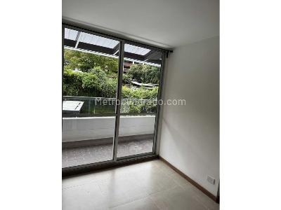 Apartamento en venta en La Cuenca, Envigado · foto 8 de 17