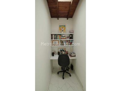 Apartamento de 3 alcobas en venta en Loma Del Indio/Suroriente, Medellín, 90 m² · foto 5 de 17