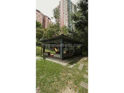 Apartamento de 3 alcobas en venta en Loma Del Indio/Suroriente, Medellín, 90 m² · foto 16 de 17