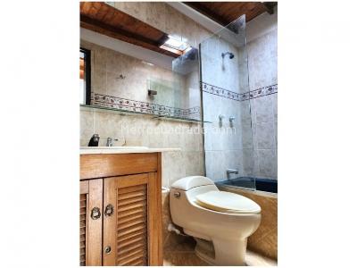 Casa de 3 alcobas en venta en La Pilarica, Medellín, 120 m² · foto 8 de 13