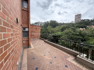 Apartamento de 4 alcobas en venta en El Poblado, Medellín, 131 m² · foto 19 de 19