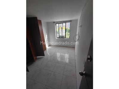 Apartamento de 3 alcobas en venta en Sur America, Itagüí, 76 m² · foto 2 de 14