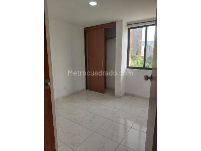 Apartamento de 3 alcobas en venta en Sur America, Itagüí, 76 m² · foto 12 de 14