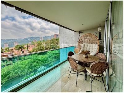 Apartamento de 3 alcobas en venta en La Calera, Medellín, 244 m² · foto 4 de 20