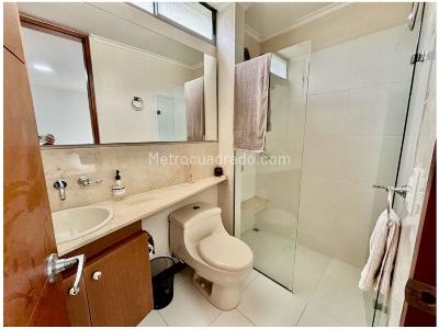 Apartamento de 3 alcobas en venta en La Calera, Medellín, 244 m² · foto 16 de 20