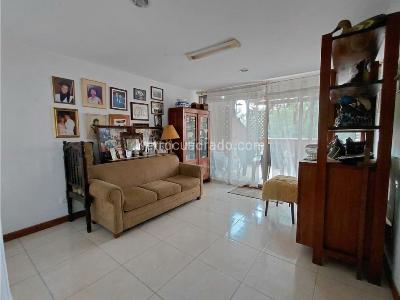 Apartamento de 4 alcobas en venta en La Fontera, Envigado, 222 m² · foto 4 de 15