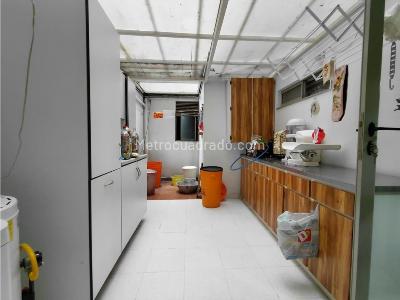 Apartamento de 4 alcobas en venta en La Fontera, Envigado, 222 m² · foto 5 de 15