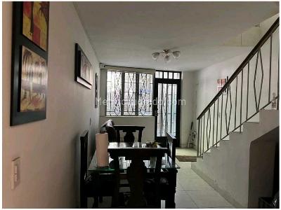 Casa de 5 alcobas en venta en Belen Alameda, Medellín, 350 m² · foto 10 de 20