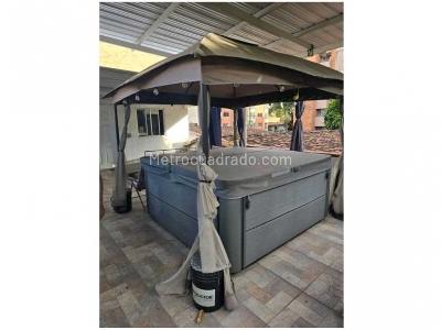 Casa de 5 alcobas en venta en Belen Alameda, Medellín, 350 m² · foto 19 de 20