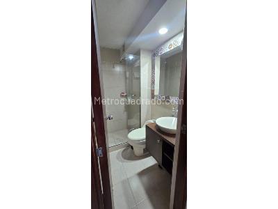 Apartamento en venta en Almeria, Medellín · foto 4 de 9