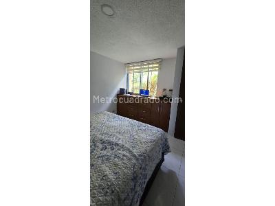 Apartamento en venta en Almeria, Medellín · foto 5 de 9