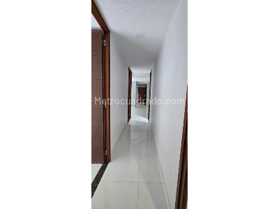 Apartamento en venta en Almeria, Medellín · foto 6 de 9