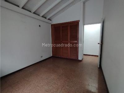 Casa de 3 alcobas en venta en Laureles Las Acacias, Medellín, 140 m² · foto 11 de 20