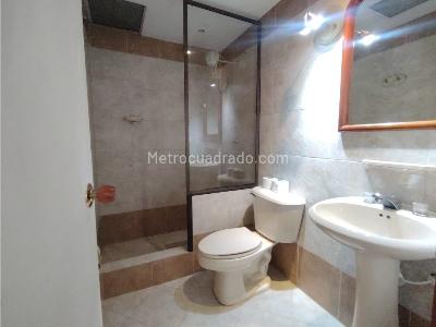 Casa de 3 alcobas en venta en Laureles Las Acacias, Medellín, 140 m² · foto 12 de 20