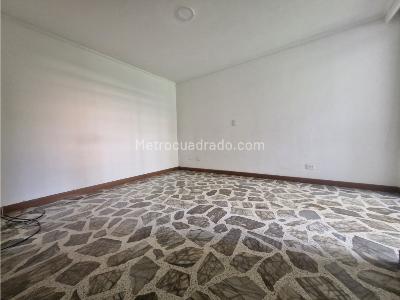 Apartamento de 3 alcobas en venta en Poblado Campestre, Medellín, 140 m² · foto 10 de 20