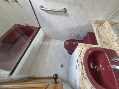 Apartamento de 3 alcobas en venta en Poblado Campestre, Medellín, 140 m² · foto 16 de 20