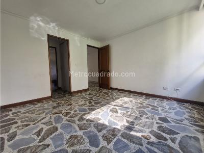 Apartamento de 3 alcobas en venta en Poblado Campestre, Medellín, 140 m² · foto 8 de 20