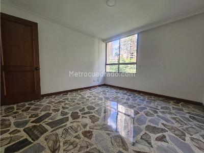 Apartamento de 3 alcobas en venta en Poblado Campestre, Medellín, 140 m² · foto 9 de 20