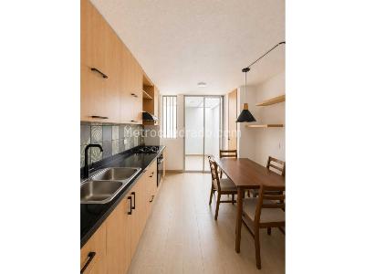 Apartamento de 3 alcobas en venta en 2do Parque Laureles, Medellín, 124 m² · foto 15 de 19