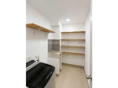 Apartamento de 3 alcobas en venta en 2do Parque Laureles, Medellín, 124 m² · foto 19 de 19