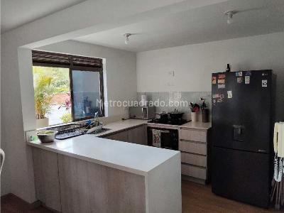 Apartamento en venta en Belen Loma De Los Bernal, Medellín · foto 6 de 20
