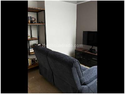 Apartamento de 2 alcobas en venta en La Castellana, Medellín, 81 m² · foto 4 de 11